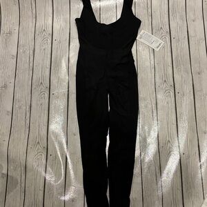 Lululemon Athletica Black ribbed nulux skiing bodysuit NWT for cold weather